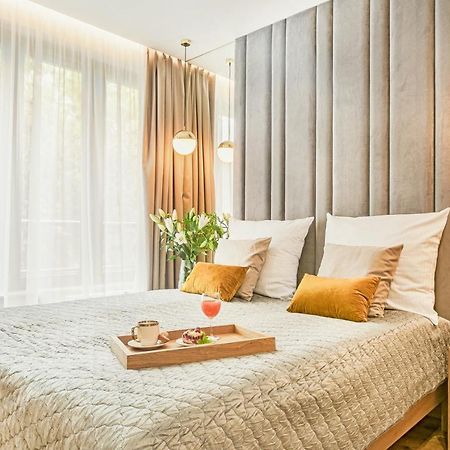 Golden Queen Apartments Old Town Краків Екстер'єр фото