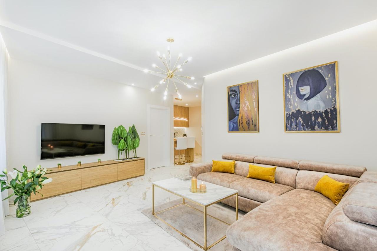 Golden Queen Apartments Old Town Краків Екстер'єр фото