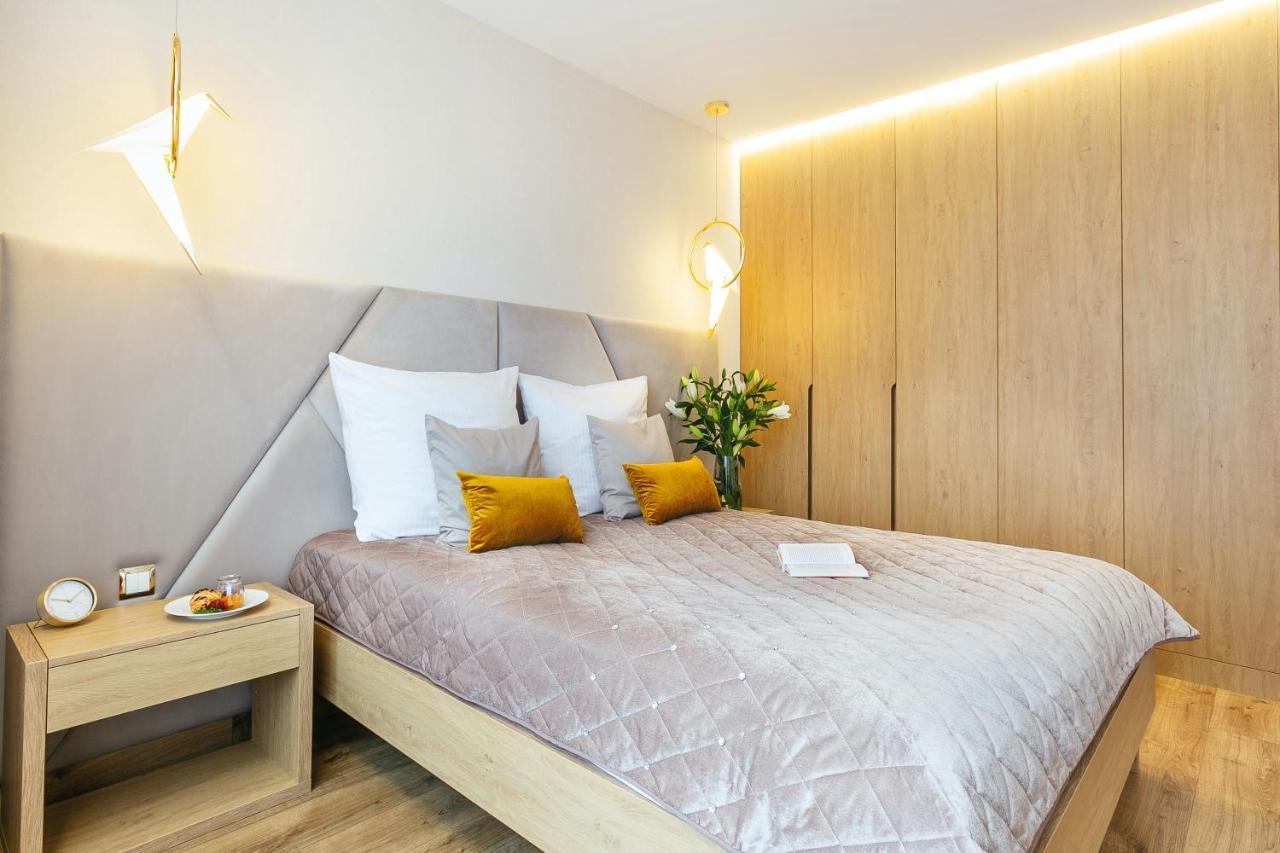 Golden Queen Apartments Old Town Краків Екстер'єр фото