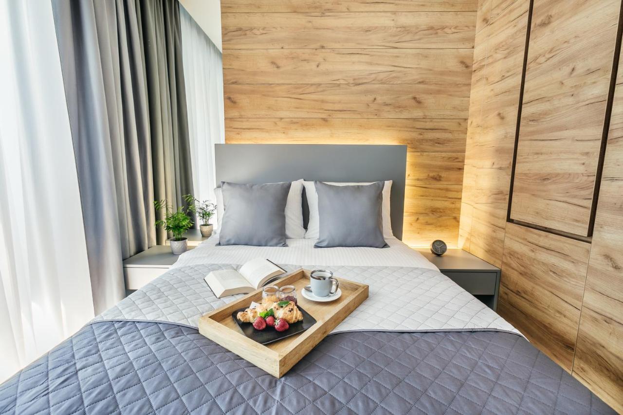 Golden Queen Apartments Old Town Краків Екстер'єр фото