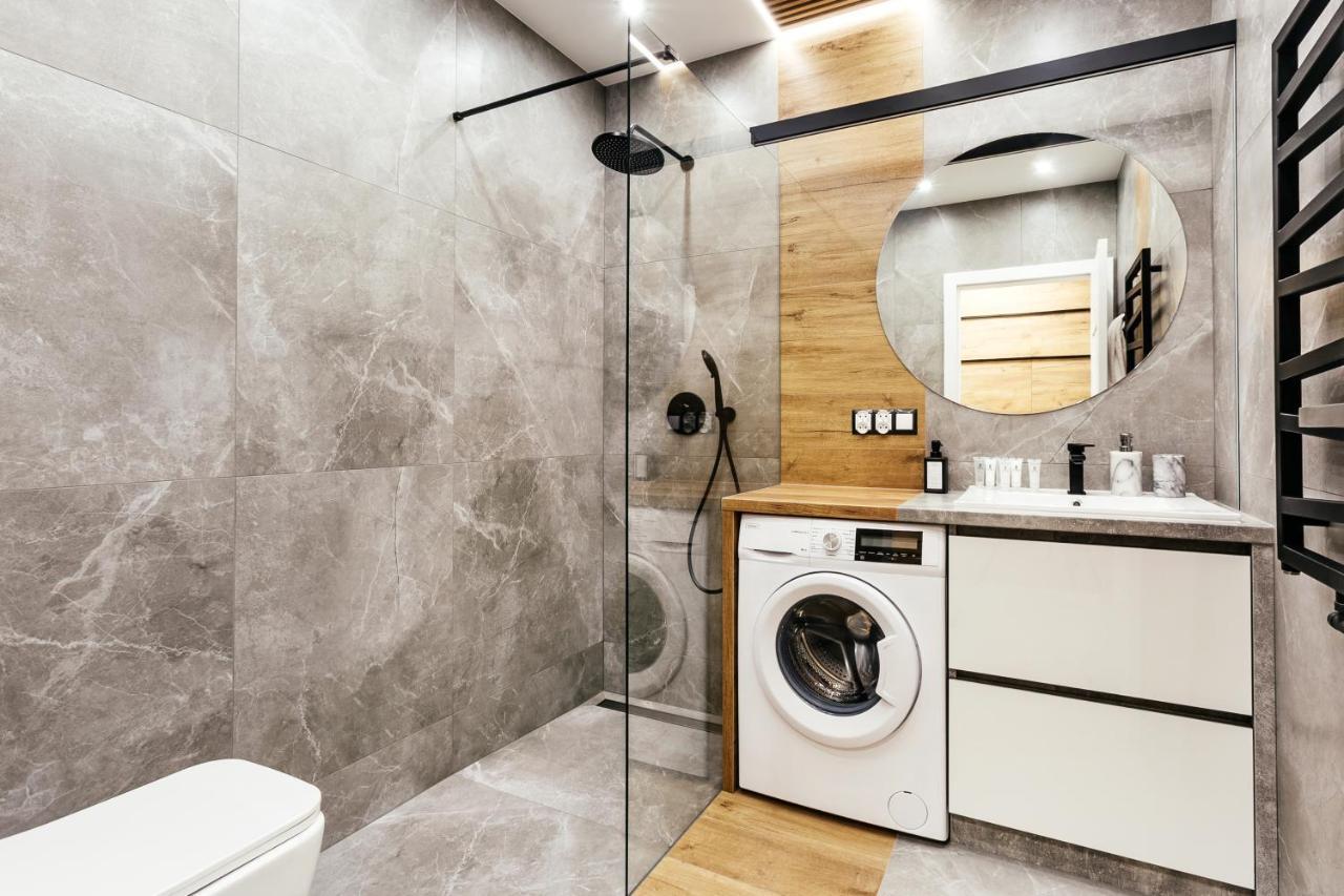 Golden Queen Apartments Old Town Краків Екстер'єр фото