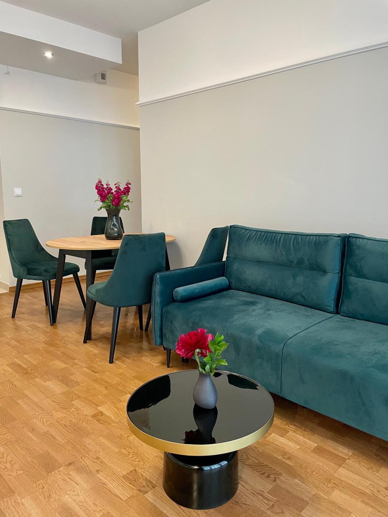 Golden Queen Apartments Old Town Краків Екстер'єр фото